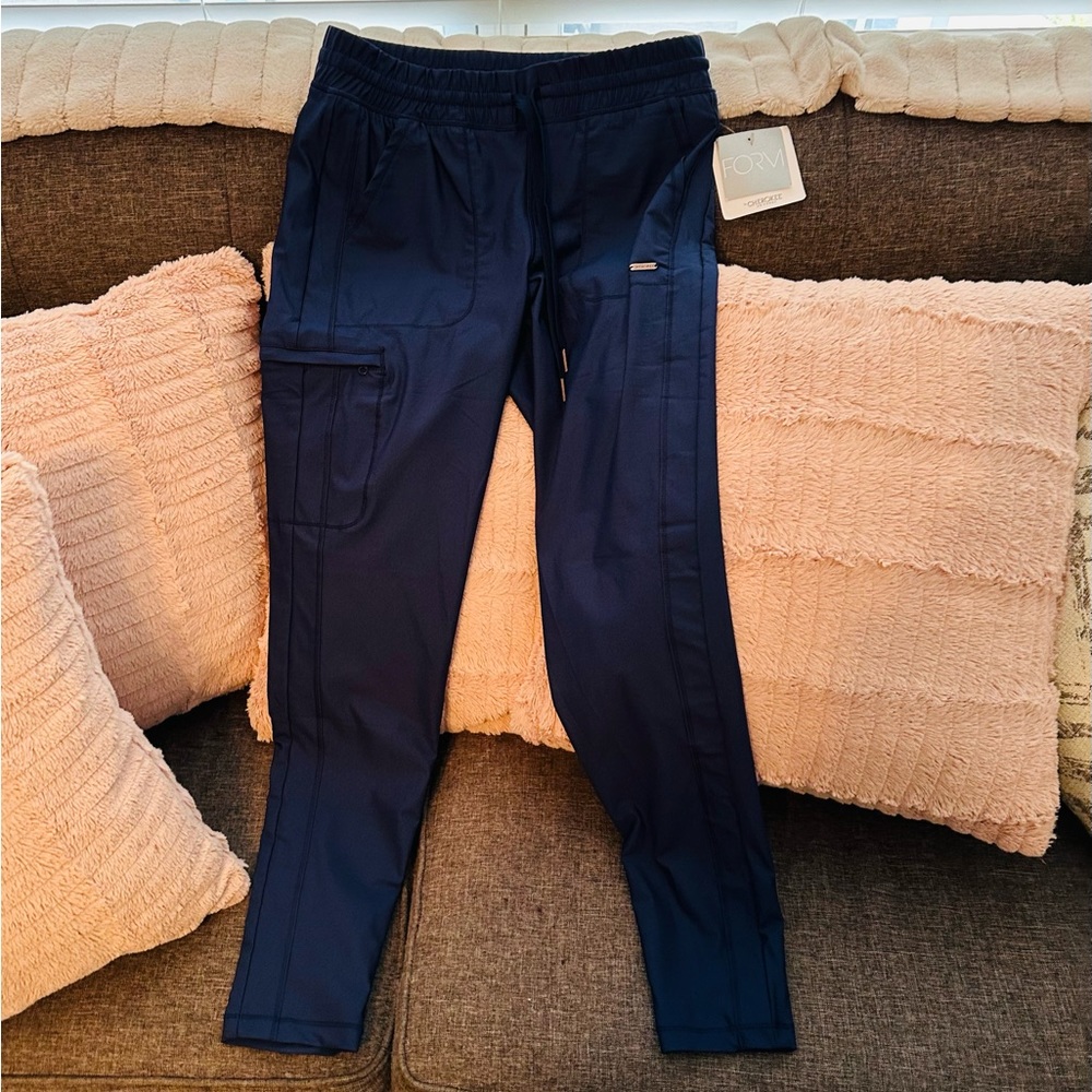 NWT Cherokee Form Tapered Scrub Pants, Small, Navy